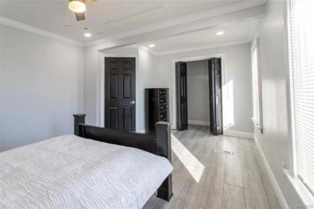 ניאגרה פולס Home Away From Home On Lasalle - 3 Bd 2 Bth Slps 6 מראה חיצוני תמונה