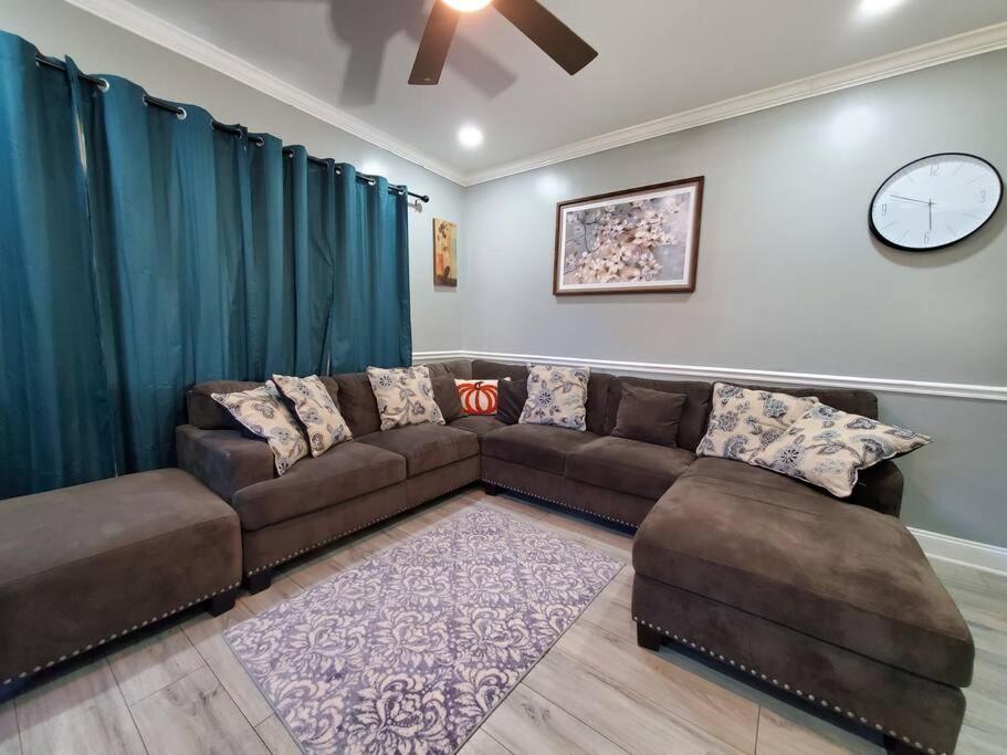 ניאגרה פולס Home Away From Home On Lasalle - 3 Bd 2 Bth Slps 6 מראה חיצוני תמונה
