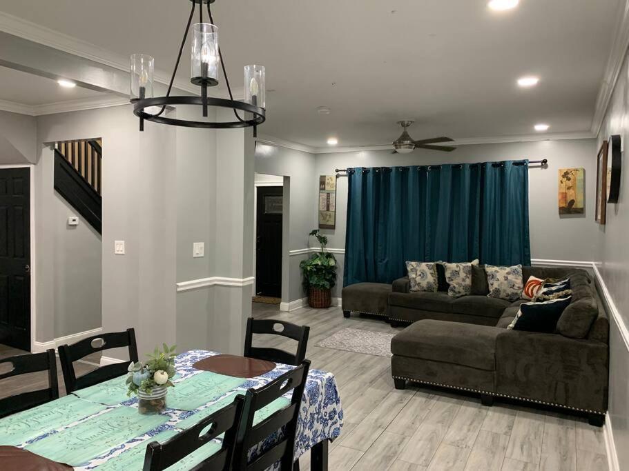 ניאגרה פולס Home Away From Home On Lasalle - 3 Bd 2 Bth Slps 6 מראה חיצוני תמונה